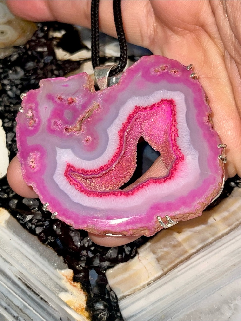 Jumbo Vibrant Pink Agate Geode Slice Drusy  Pendant 2 1/4”x2 1/4” - Picture 4 of 17